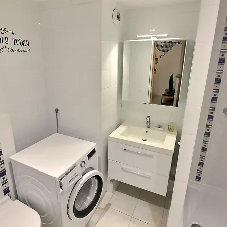 Appartement Lumineux A Colmar Avec Terrasse, Parking Et Wifi - 5 Min Du Centre - Fr-1-722-1 Exterior foto